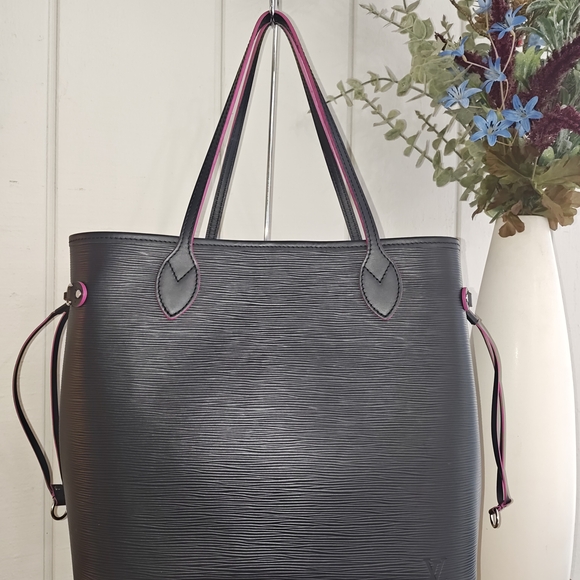 Louis Vuitton Epi Neverfull - Picture 1 of 16